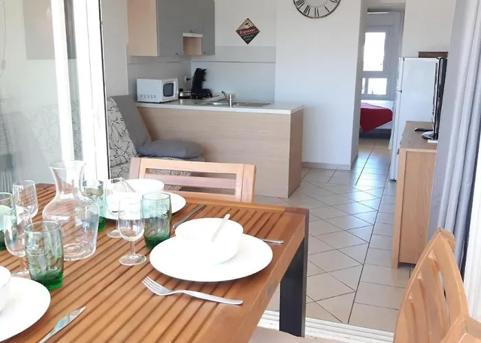 Village Naturiste Electra דירה אגדה