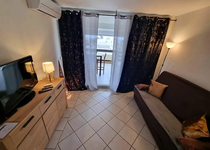 Village Naturiste Electra